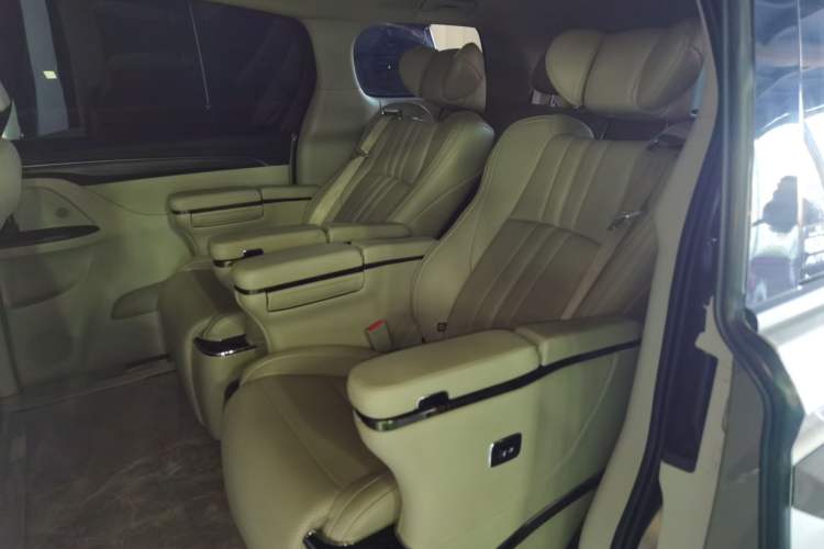 Used Buick GL8 2023 ES Lu Zun Comfort Model
