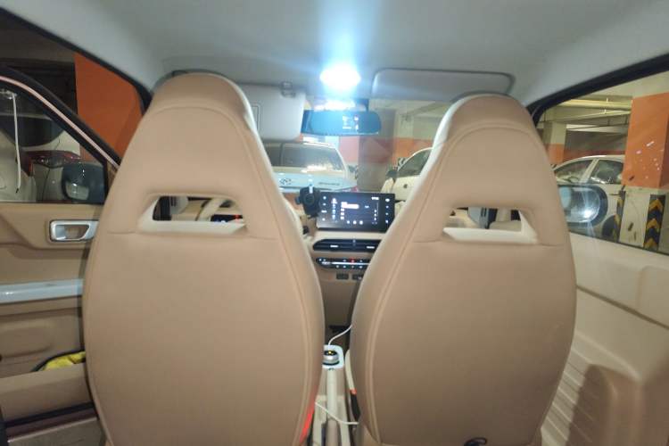 Used Geely Galaxy Panda 2023 Panda Mini 200km Endurance Bear
