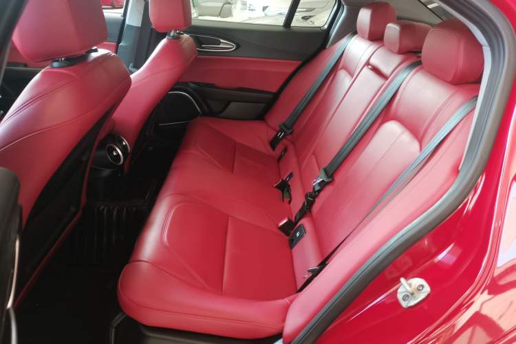 Used Alfa Romeo Giulia 2020 2.0T 280HP Luxury Edition