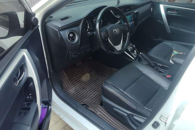 Used Toyota Corolla 2017 Revised Dual-Engine 1.8L E-CVT Elite Edition