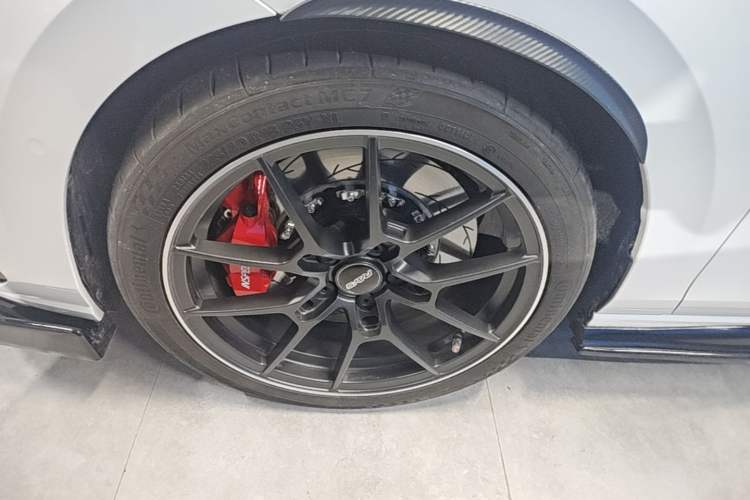 Used Volkswagen Golf GTI 2021 380TSI DSG GTI Left Front Wheel Hub