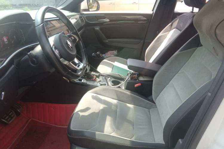 Used Volkswagen Tayron 2021 380TSI All-Wheel Drive R-Line Connected Version Left Front Seat