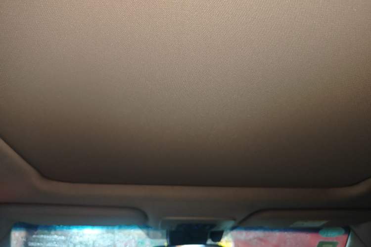 Used Toyota Avalon 2019 Dual-Engine 2.5L XLE Prestige Version China VI Standard
