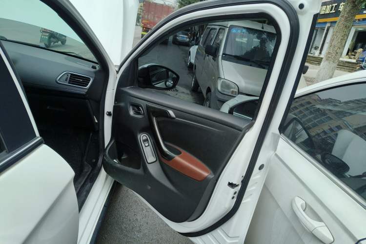 Used Citroen C3-XR 2015 1.6THP Automatic Flagship Model