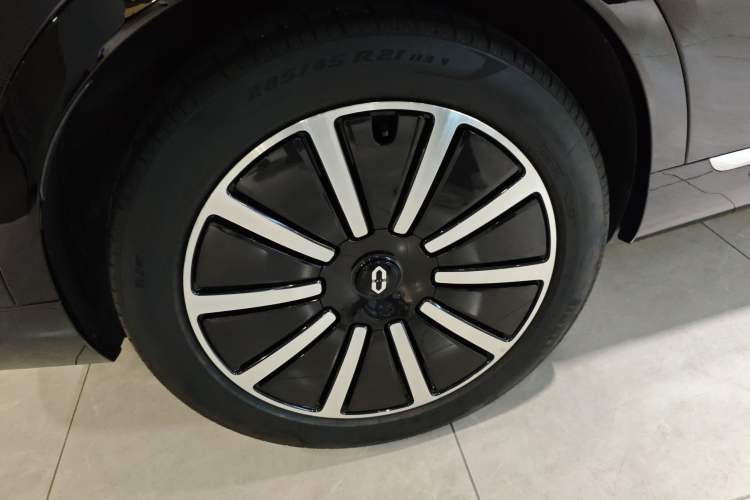 Used Hima AITO M9 2024 Range-Extended Ultra Version 52 kWh 5-Seater Model
