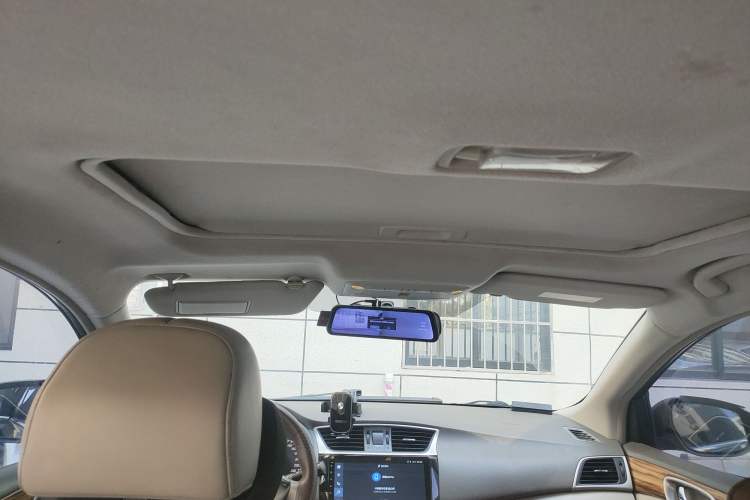 Used Nissan Sylphy 2014 1.6XV CVT Deluxe Edition