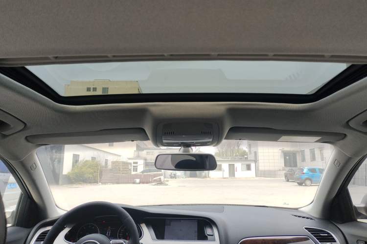 Used Audi A4L 2015 35 TFSI Automatic Comfort Model
