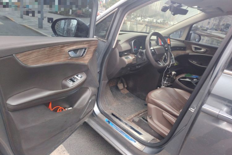 Used Roewe iMAX8 New Energy 2022 Silver Edition Driver Seat