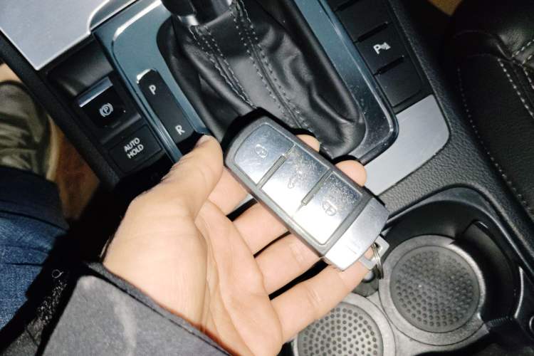 Used Volkswagen FAW-Volkswagen CC 2016 1.8TSI Prestige Model Interior 1