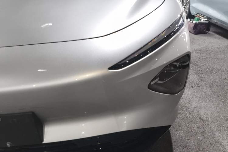 Used Roewe D7 2025 EV 510km Rear-Drive Navigation Edition Left Front Headlight