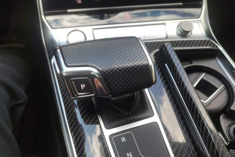 Used Audi A6 2020 allroad quattro Explorer 55 TFSI Prestige Off-Road Model Gear Lever