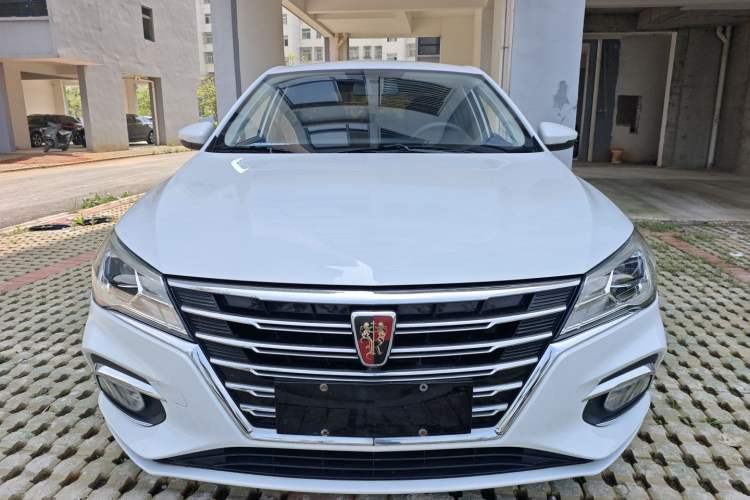 Used Roewe i5 2020 1.5L Manual 4G Connect Luxury Edition