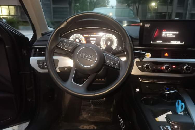 Used Audi A4L 2022 40 TFSI Fashion Dynamic Model