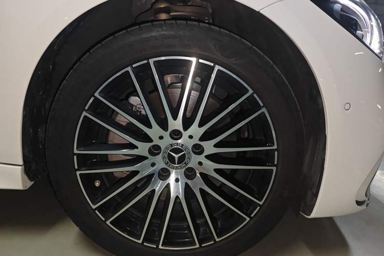 Used Mercedes-Benz C-Class 2023 C 260 L