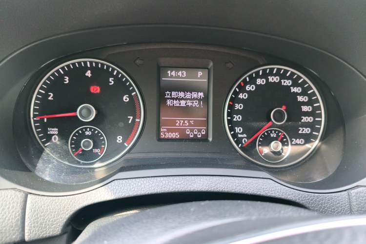 Used Volkswagen Sharan 2018 380TSI Comfort Edition 7-Seater Odometer Close Up