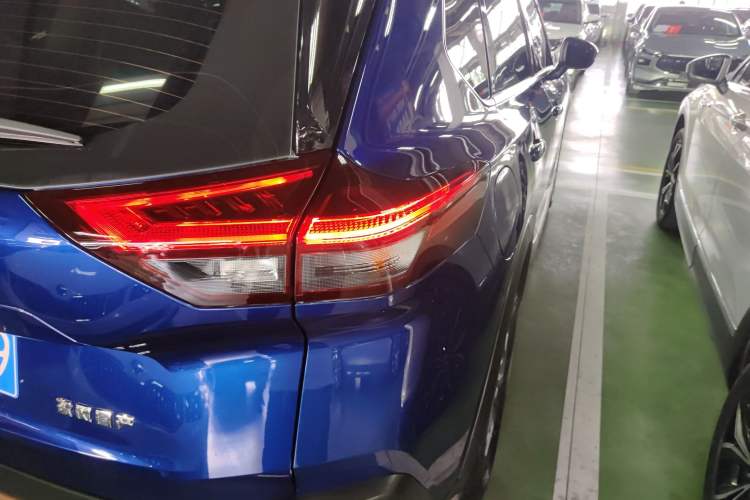 Used Nissan X-Trail 2021 VC-Turbo 300 CVT 2WD Luxury Edition 7-Seater Right Rear Taillight