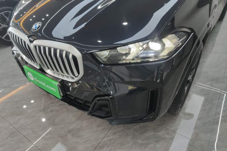 Used BMW X5 2023 xDrive 30Li Luxury M Sport Night Edition Package
