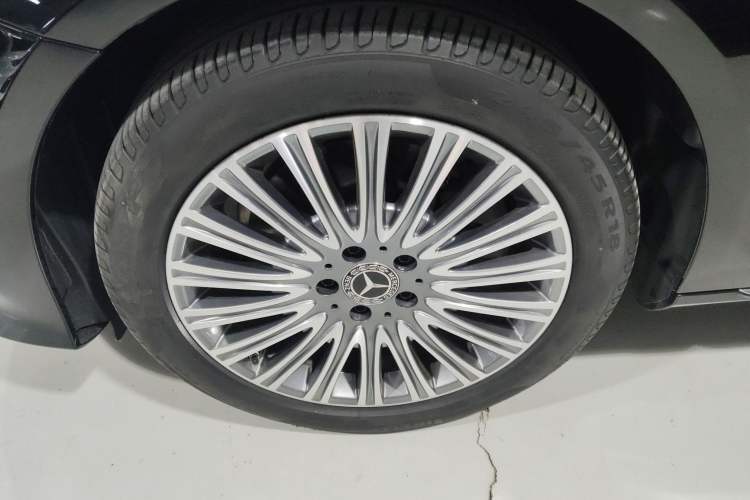 Used Mercedes-Benz E-Class 2023 E 300 L Luxury Model
