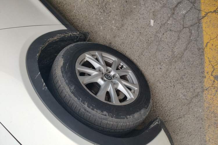 Used Mazda CX-4 2016 2.0L Automatic 2WD Blue Sky Luxury Edition Exterior 4