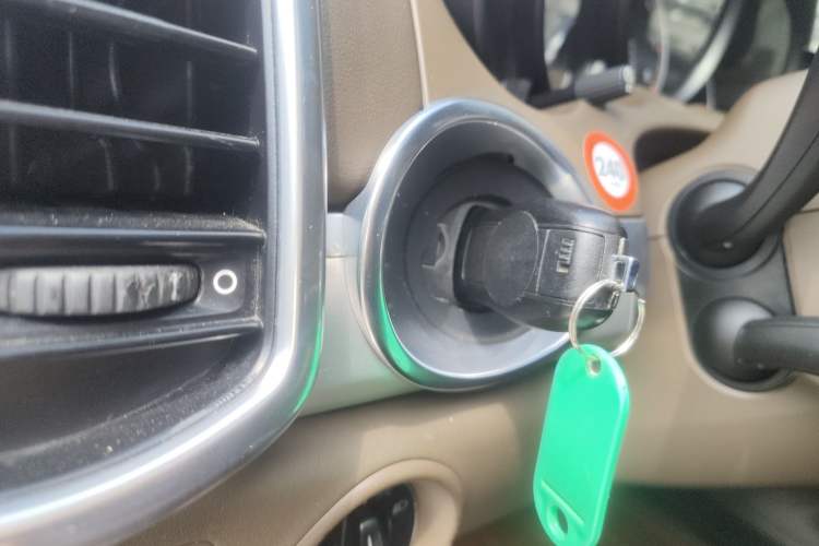 Used Porsche Cayenne 2011 Cayenne Turbo 4.8T