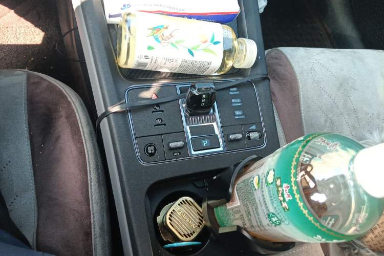 Used BYD Seal 07 DM-i 2025 DM-i 1.5L 125km Luxury Model Gear Lever