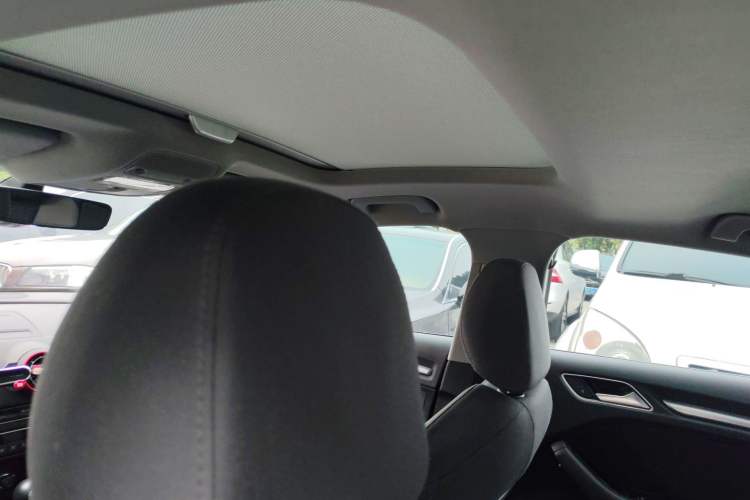 Used Audi A3 2020 Limousine 40 TFSI Sporty Version China VI Headliner