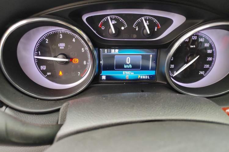 Used Buick Envision 2019 20T Two-Wheel Drive Luxury Version China VI Standard Odometer Close Up