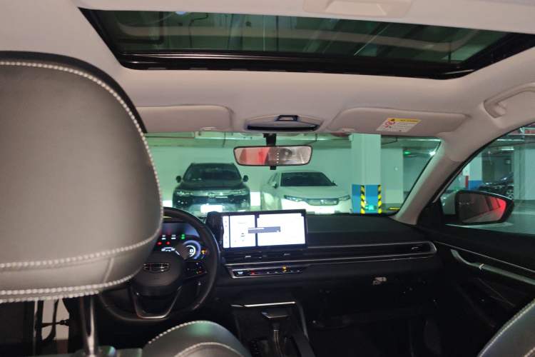 Used Geely Auto Emgrand 2023 4th Generation Champion Edition 1.5L CVT Prestige Model
