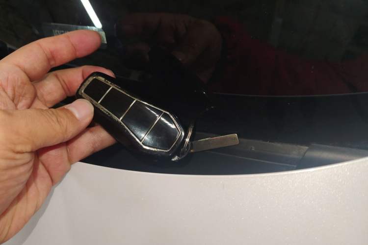 Used BYD Song PLUS New Energy 2023 Champion Edition DM-i 110KM Flagship PLUS Vehicle Key