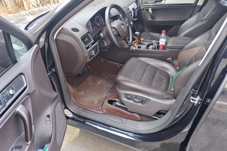 Used Volkswagen Touareg 2017 3.0 TSI Touareg Model Driver Seat