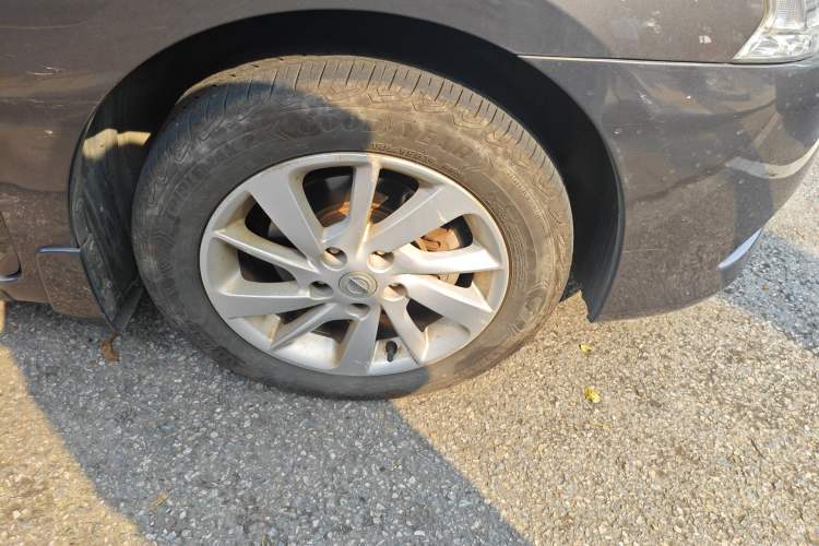 Used Nissan Sylphy 2014 1.6XV CVT Deluxe Edition Right Front Wheel Hub