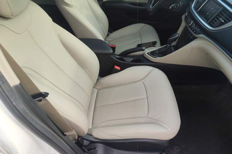 Used Buick GT 2019 15T Dual-Clutch Connected Elite Model China VI Right Front Seat