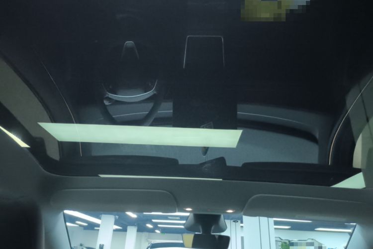 Used Tesla Model Y 2025 Long-Range All-Wheel-Drive Version