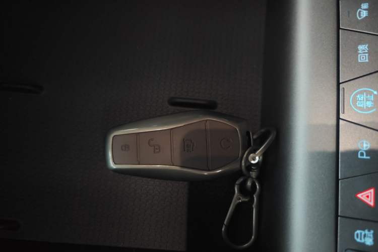 Used BYD Yuan UP 2025 Intelligent Driving Version 401 KM Dynamic Edition