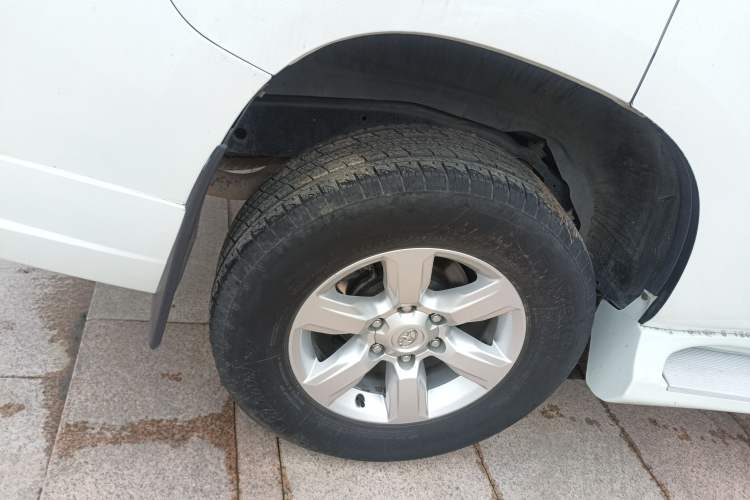 Used Toyota Prado 2016 2.7L Automatic Standard Edition
