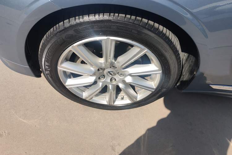 Used Volvo S90 2020 Facelift T5 Smart & Luxurious Edition