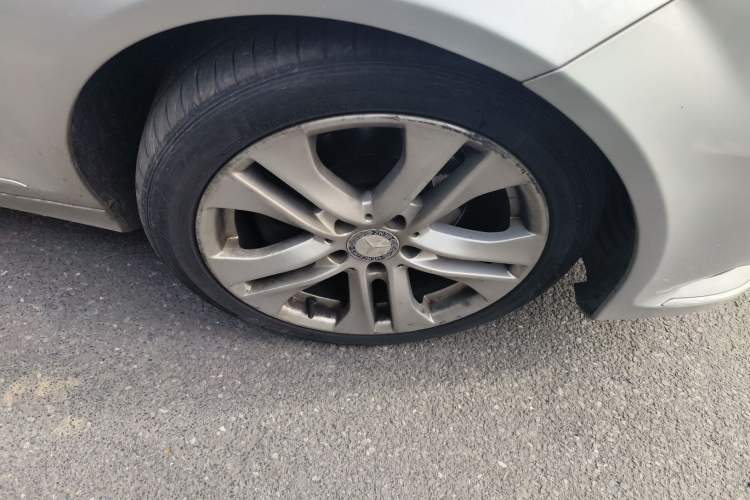 Used Mercedes-Benz C-Class 2011 C 200 CGI Fashion Model