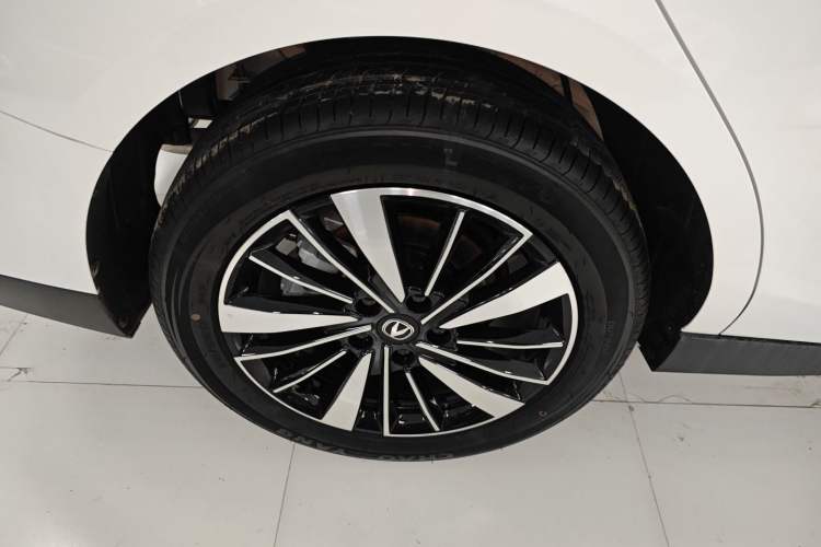 Used Changan Eado PHEV 2025 Smart New Blue Whale 145KM Battleship Edition