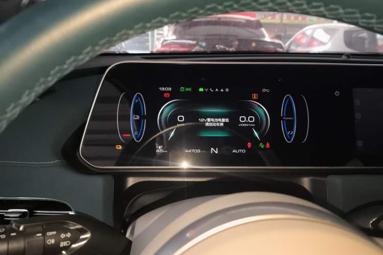 Used ORA Good Cat 2021 400km Standard Range Athena Edition Lithium-Ion Battery