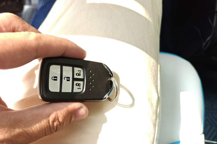 Used Honda Odyssey 2018 2.4L Luxury Edition Vehicle Key