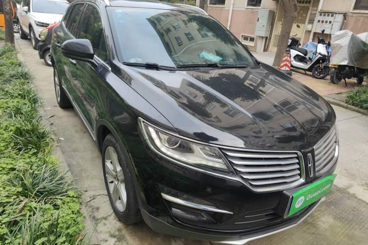 Used Lincoln MKC 2017 2.0T Two-Wheel Drive Deluxe Edition