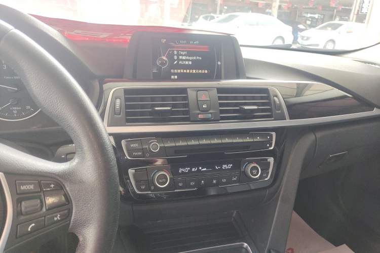 Used BMW 3 Series 2017 320Li Fashion Model
