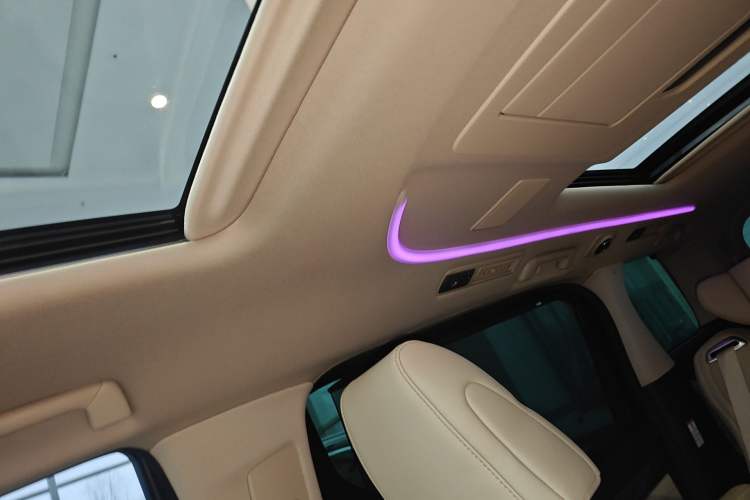 Used Toyota Alphard 2021 Dual-Engine 2.5L Prestige Edition Headliner