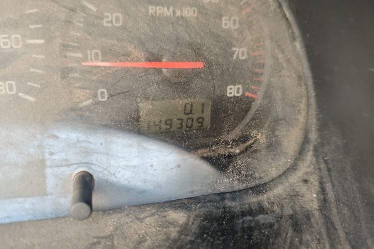 Used Jinbei Hiace 2011 2.0L 5th Generation Kuaiyunwang Standard Version 4G19
