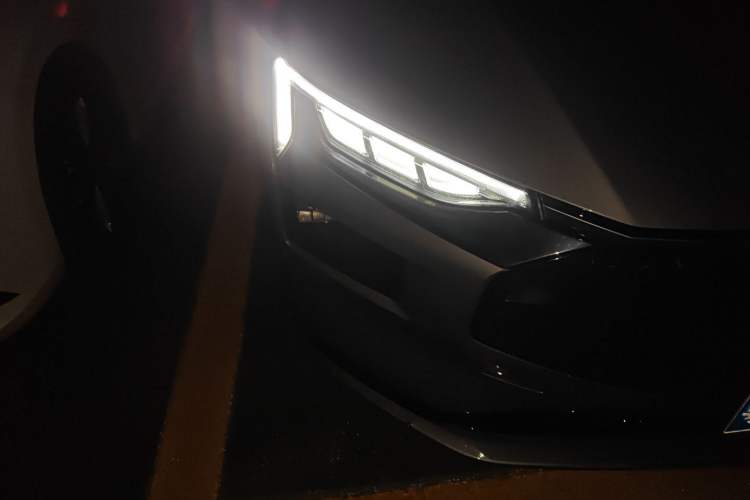 Used Ford Mondeo 2023 EcoBoost 180 Luxury Model
