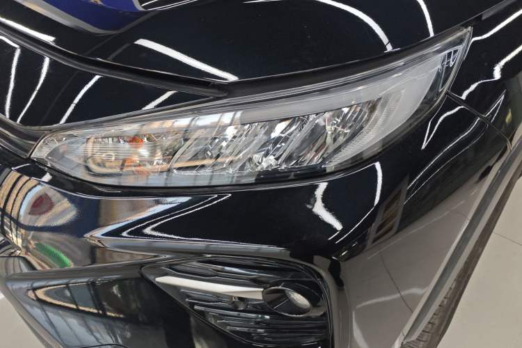 Used Toyota Wildlander 2020 Dual-Engine 2.5L E-CVT Two-Wheel Drive Luxury Edition Left Front Headlight