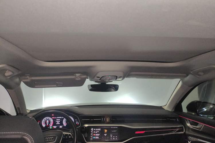 Used Audi A6 2022 allroad quattro Explorer 55 TFSI Prestige Off-Road Model
