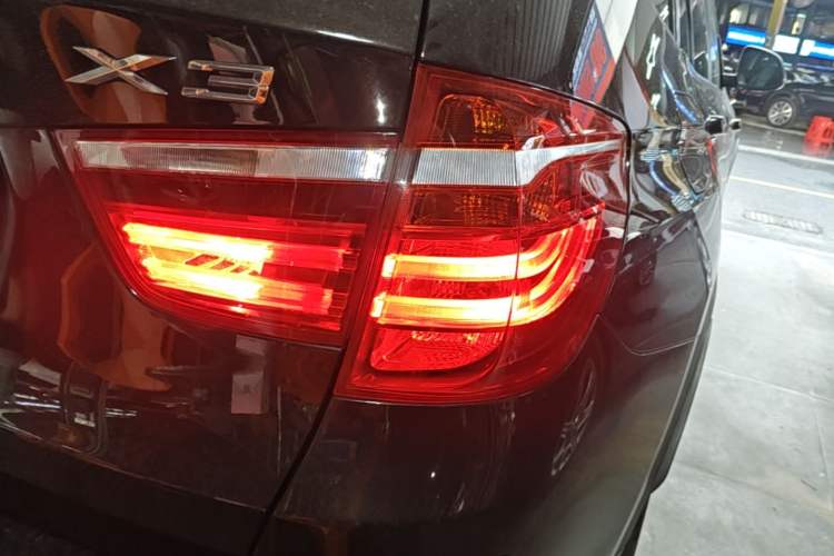 Used BMW X3 2014 xDrive28i Leading Model