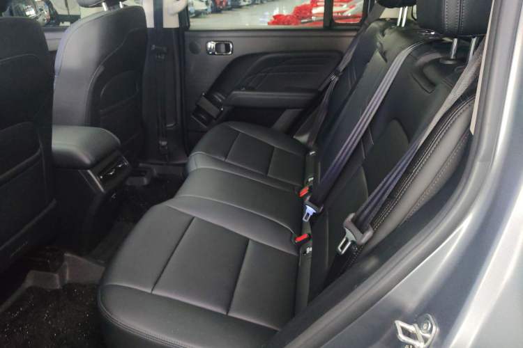 Used Haval Raptor 2025 2.0T 4WD Pro Left Rear Seat