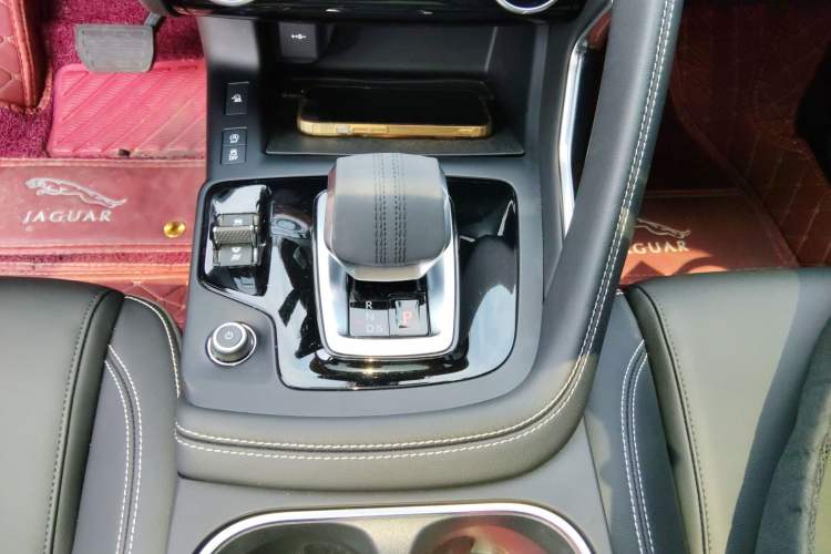 Used Jaguar E-PACE 2024 YAO Black Sport Edition R-DYNAMIC SE BLACK